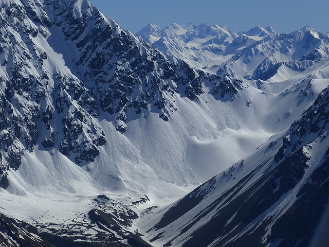 snowy-mountains-landscape-4000x3000 66032