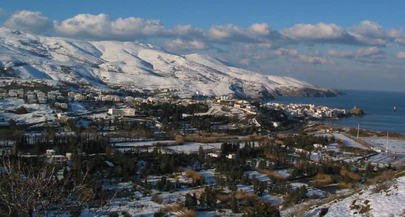Αφιέρωμα: Άνδρος - Το Κυκλαδονήσι των ιστορικών χιονιάδων