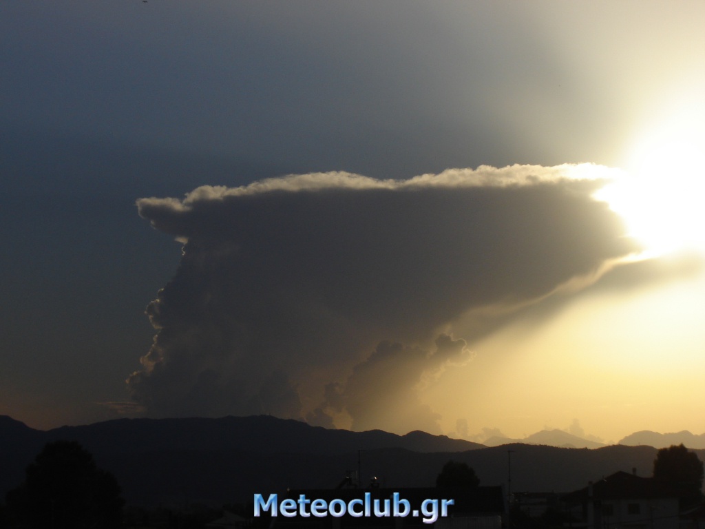 towering-cumulus-cloud