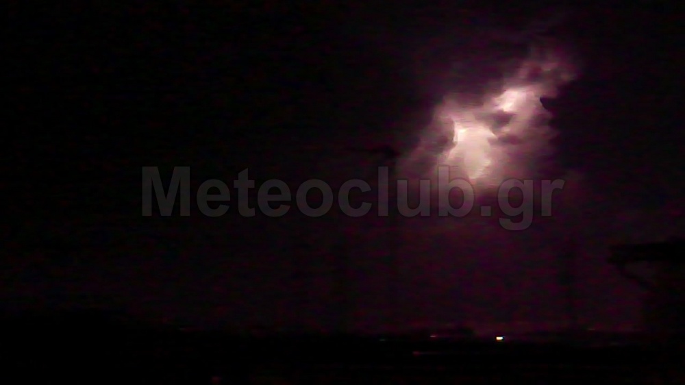 Πυρήνας καταιγίδας στον Σαρωνικό - Νύχτα 16ης προς 17ης Σεπτεμβρίου 2014