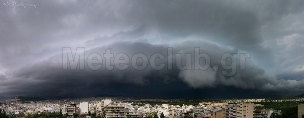 Rotating shelf cloud στη Δ-ΒΔκή Αθήνα.